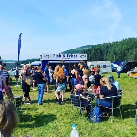 Queuing in the Perthshire sunshine for freshly cooked Fish and Chips