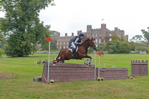 Flight soars to victory in BE100