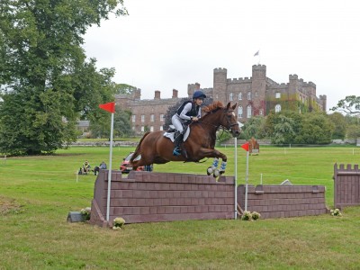 Flight soars to victory in BE100