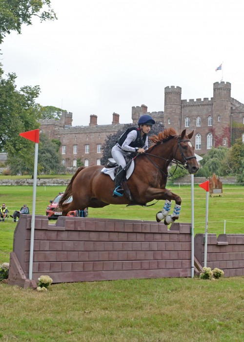 Flight soars to victory in BE100