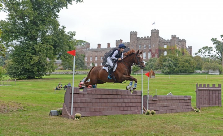 Flight soars to victory in BE100