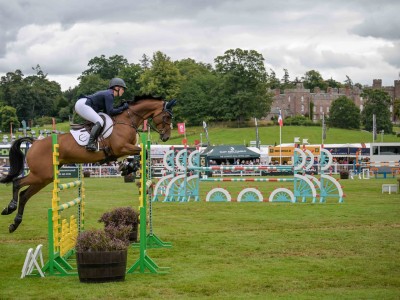 Special Muze holds the advantage