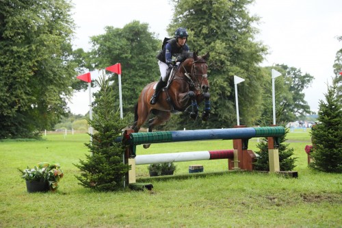 Harry Horton steers two six-year-olds into the top six in the Malcolm Group CCI1-intro