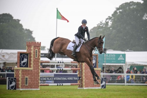Gemma Stevens (Cooley Park De Muze) at Scone Palace International Horse Trials